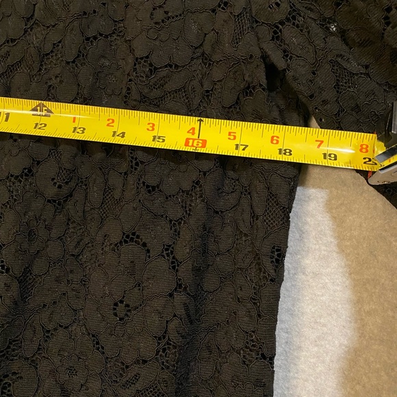 H&M long sleeve black lace dress - Picture 3 of 16